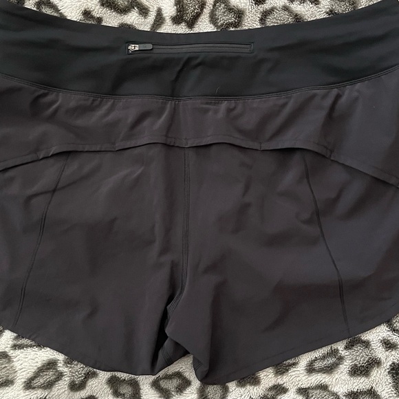 lululemon athletica Black Women's Athletic Shorts - Picture 4 of 6